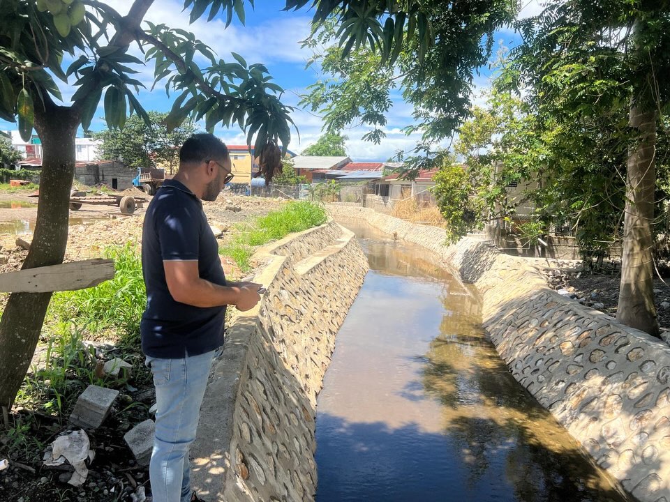 Alcalde Damián Nuñez supervisa avances obras