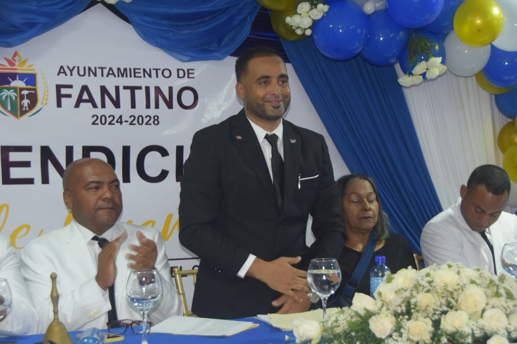 ALCALDE DAMIÁN NÚÑEZ DESTACA OBRAS EN SU RENDICIÓN DE CUENTAS